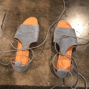 Universal Thread Blue Suede Strappy Sandals! Sz 10